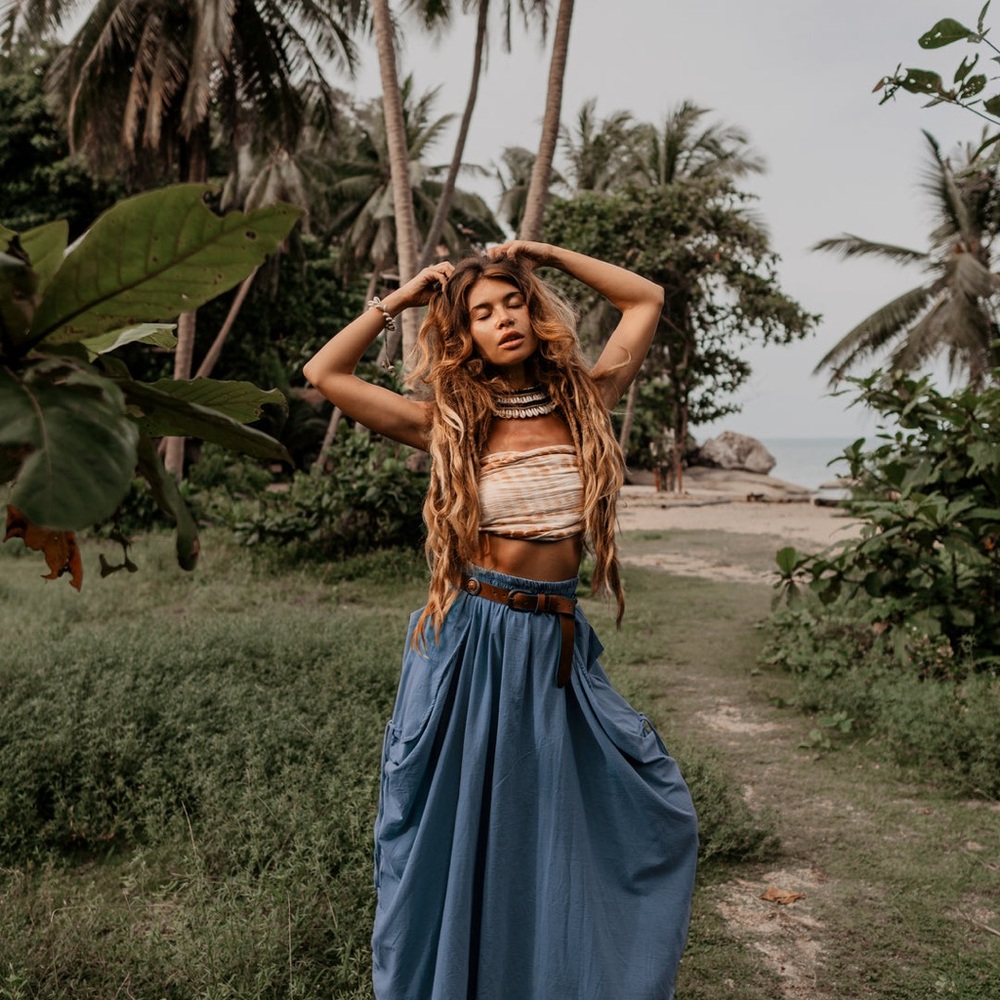 Thaluta teal maxi skirt - Picture 2 of 6